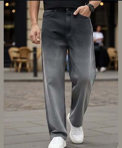 Trendy Straight Fit Sprey Jeans