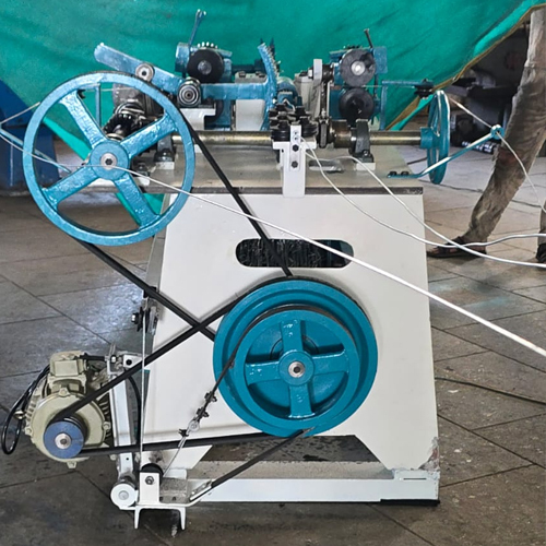 Barbed Wire Fencing Machine