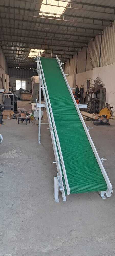 Inclined Flat Belt Conveyor
