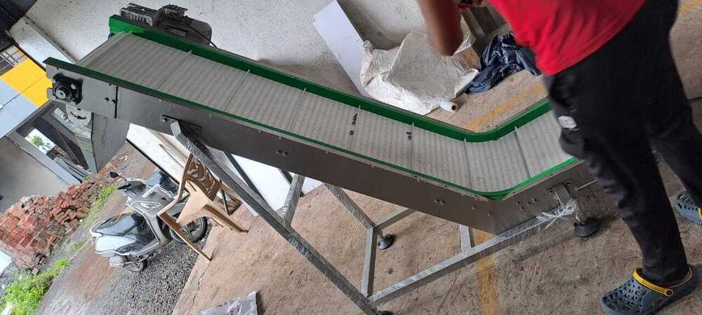 Cleated Modular Belt Conveyor
