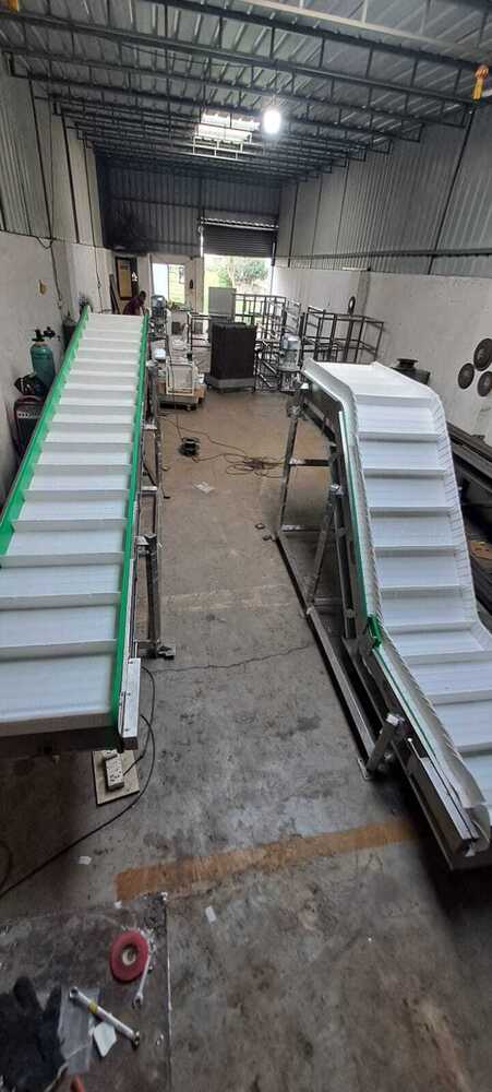 MOD_Modular Inclined Conveyor