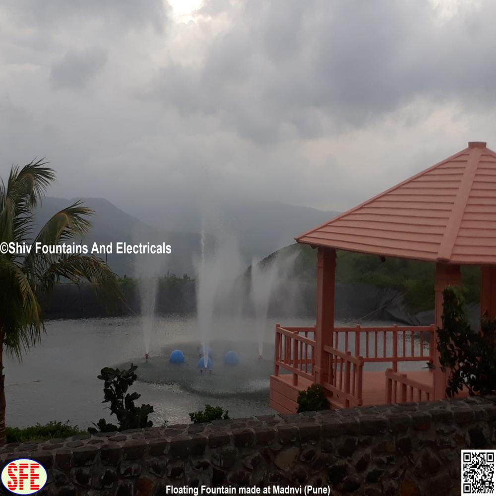 Outdoor Floating Fountain