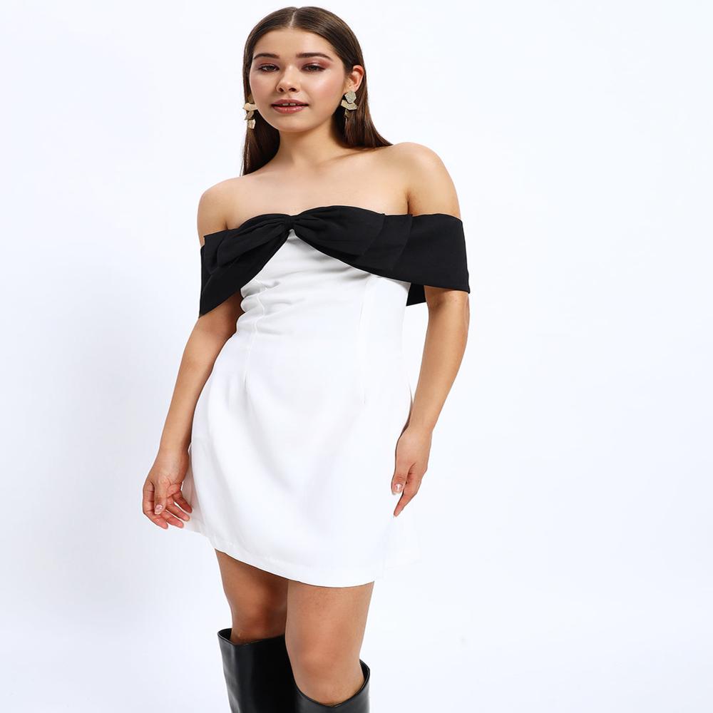 taffeta silk dress IN GOLD | CULT MIA Size:M 9.5 / W 11.5 Made from the finest feature_Sheer Long Sleeves Fitted V Neck Sequin