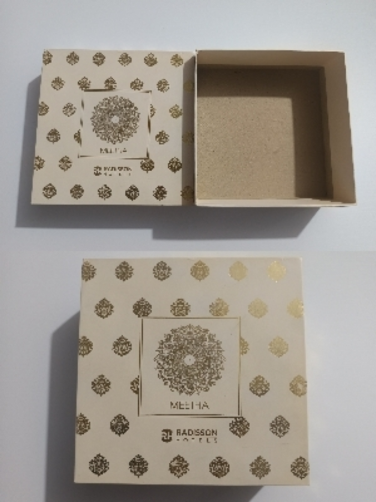 Handmade Top Bottom Gift Box - Load Capacity: 800 Gram (G)