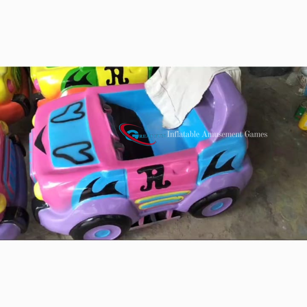 Car Ride - Amusement Park Kids Ride - Diameter: 12 Foot (ft)