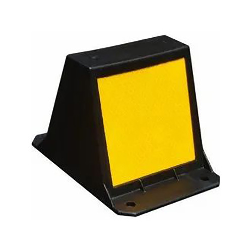 Yellow Median Marker