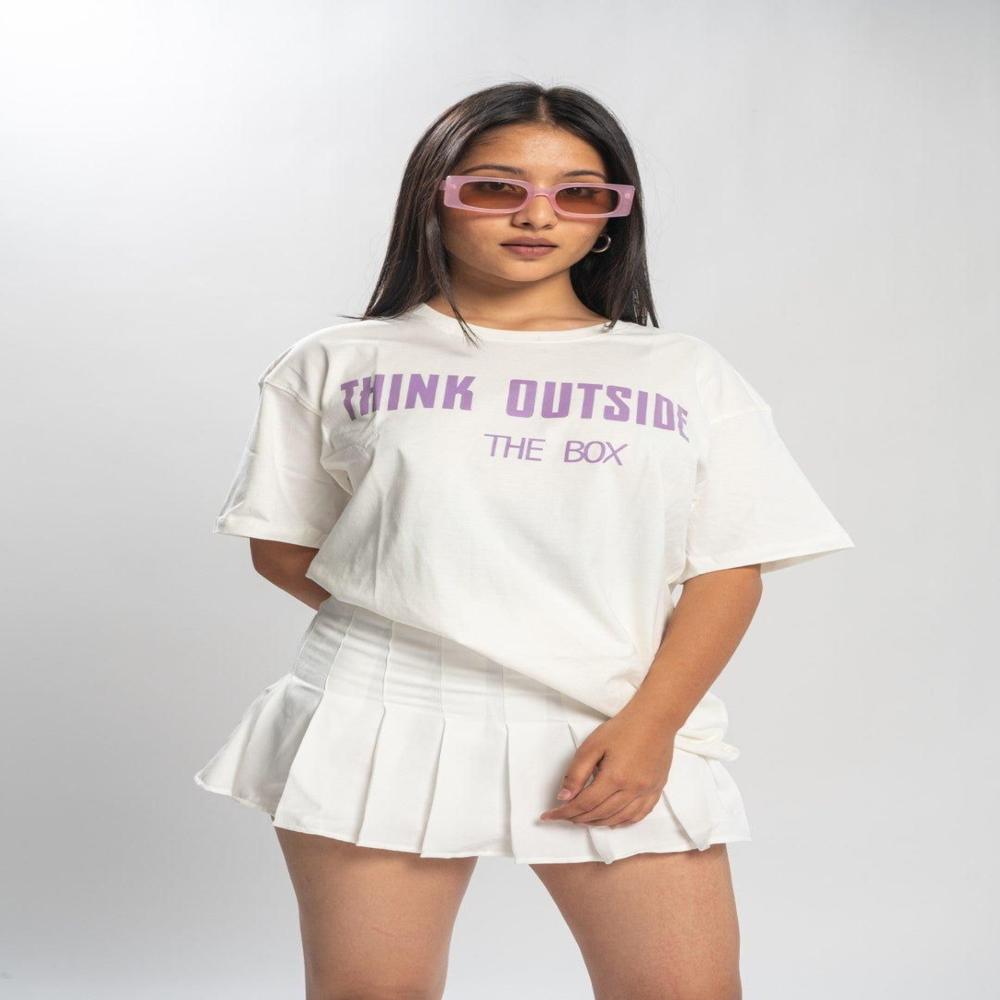 Think Outside The Box Oversize T-Shirt