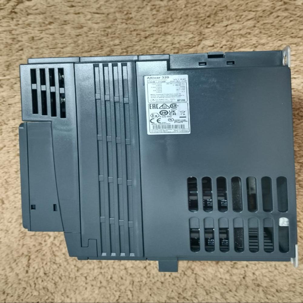 ATV930D90N4Z - VFD, Altivar Process ATV900, ATV930, 90kW, 380 to 480V, cabinet Integration, IP20