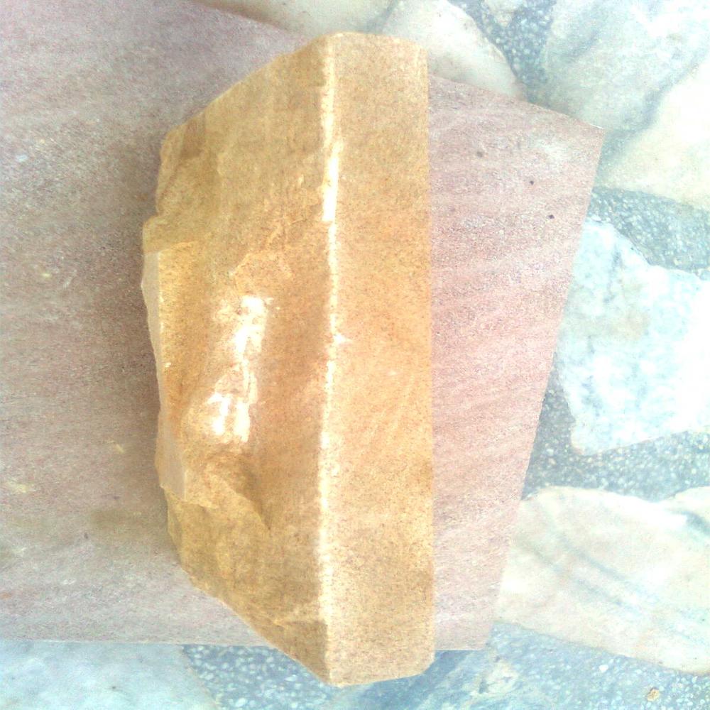 Teak Sandstone Cobbles - Size: Standard
