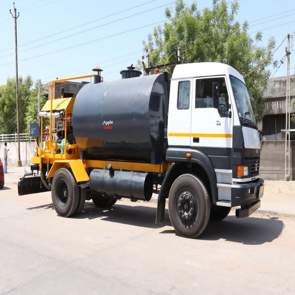 Truck Mounted Bitumen Pressure Distributor