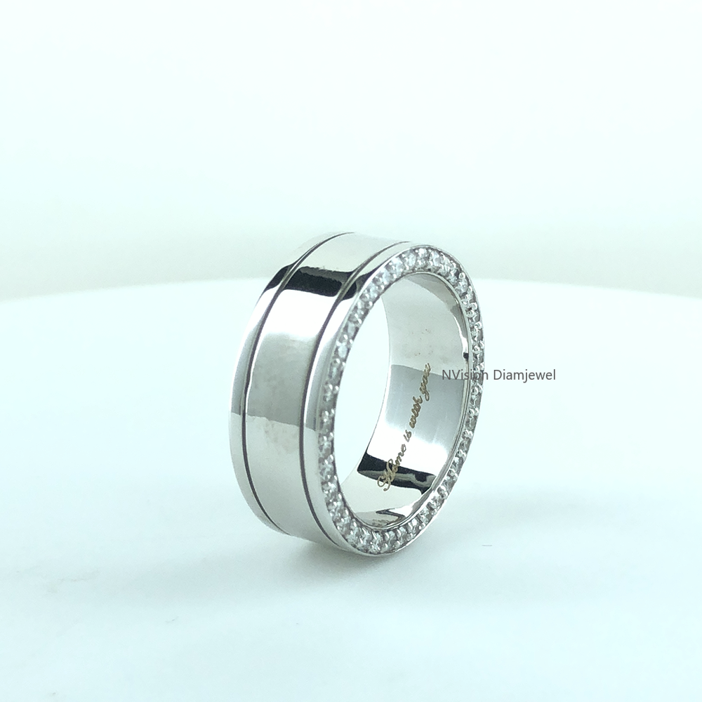 Signature Edge Natural Diamond Ring