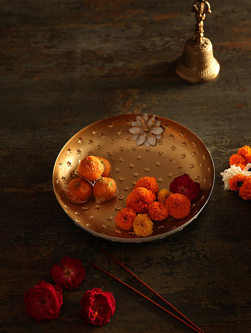 Decorative Urli Bowl Set - Color: Customizable