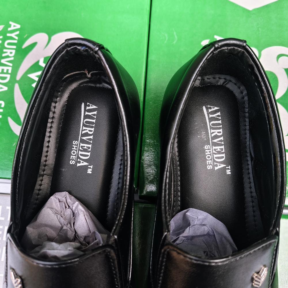 slip on black formal shoes office and casual wear