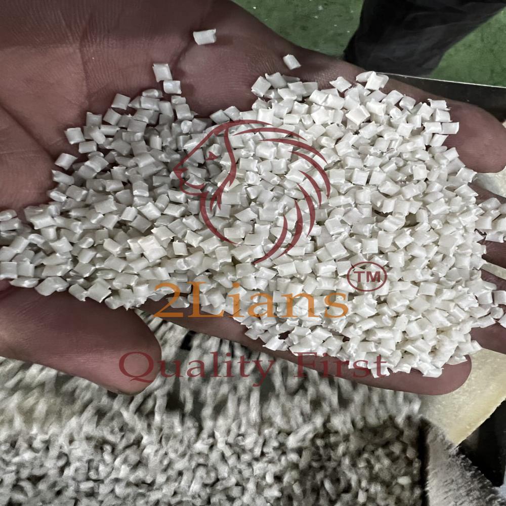 HIPS Recycled pellets off white