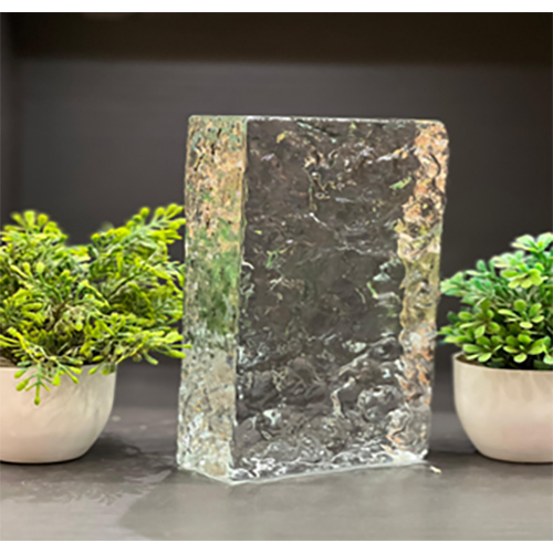 TBW-CLEAR ROCK BRICK