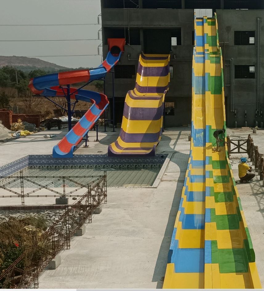 Body Slide - Dimension (L*w*h): 25ft X 18ft X 15ft Foot (Ft)