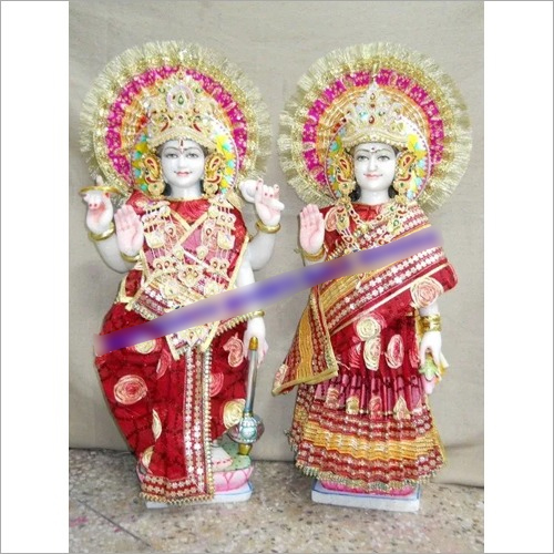 Marble Vishnu Laxmi Moorti - Finishing: Polishing