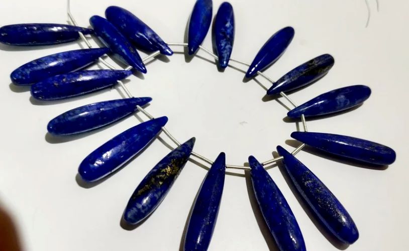 Lapis Lazuli Teardrop Beads: 8-inch Strand, 1-inch Gemstone Beads