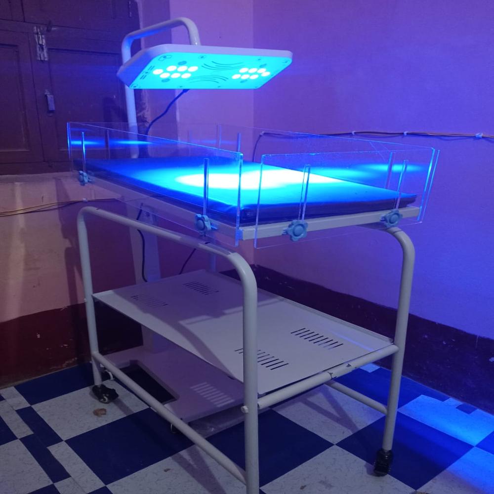 Baltic Wave Infant Led Stand Phototherapy - Accuracy: High Intensity Uniformity