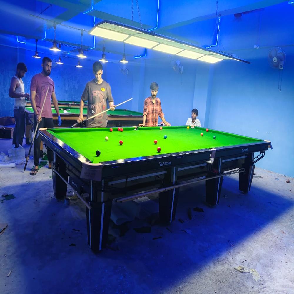 Pool Snooker Table - Cue Length: 57 Inches