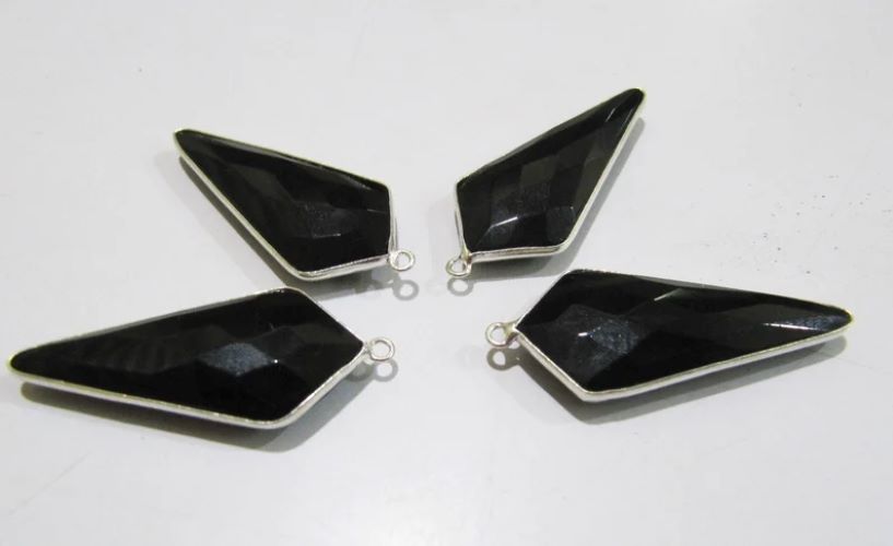 Natural Black Spinel Briolette Faceted 15x35mm Arrowhead Single Loop Bezel Connector charm