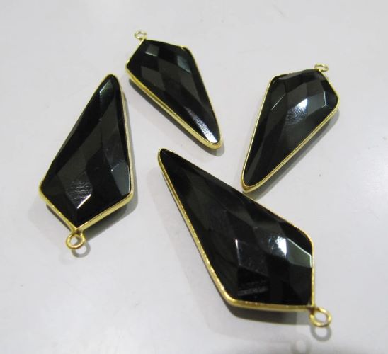 Natural Black Spinel Briolette Faceted 15x35mm Arrowhead Single Loop Bezel Connector charm