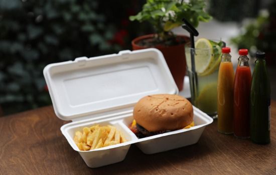 2cp Disposable clamshell box