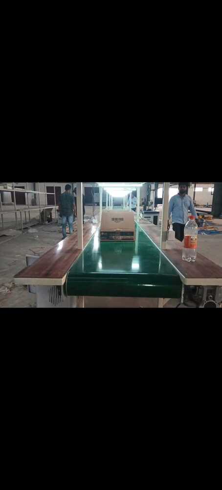 Assembly line conveyor