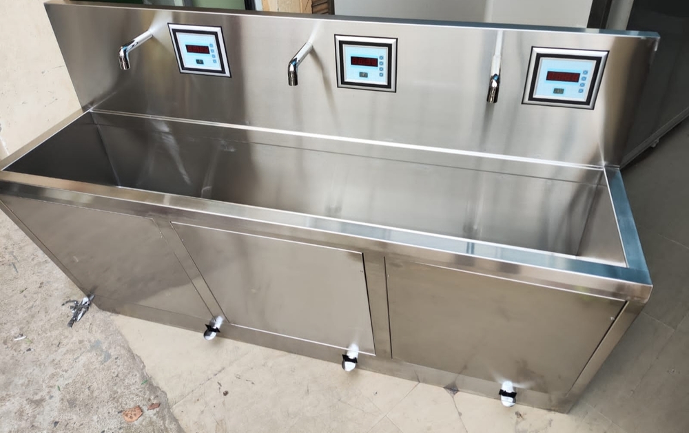 SS Surgical Scrub Station