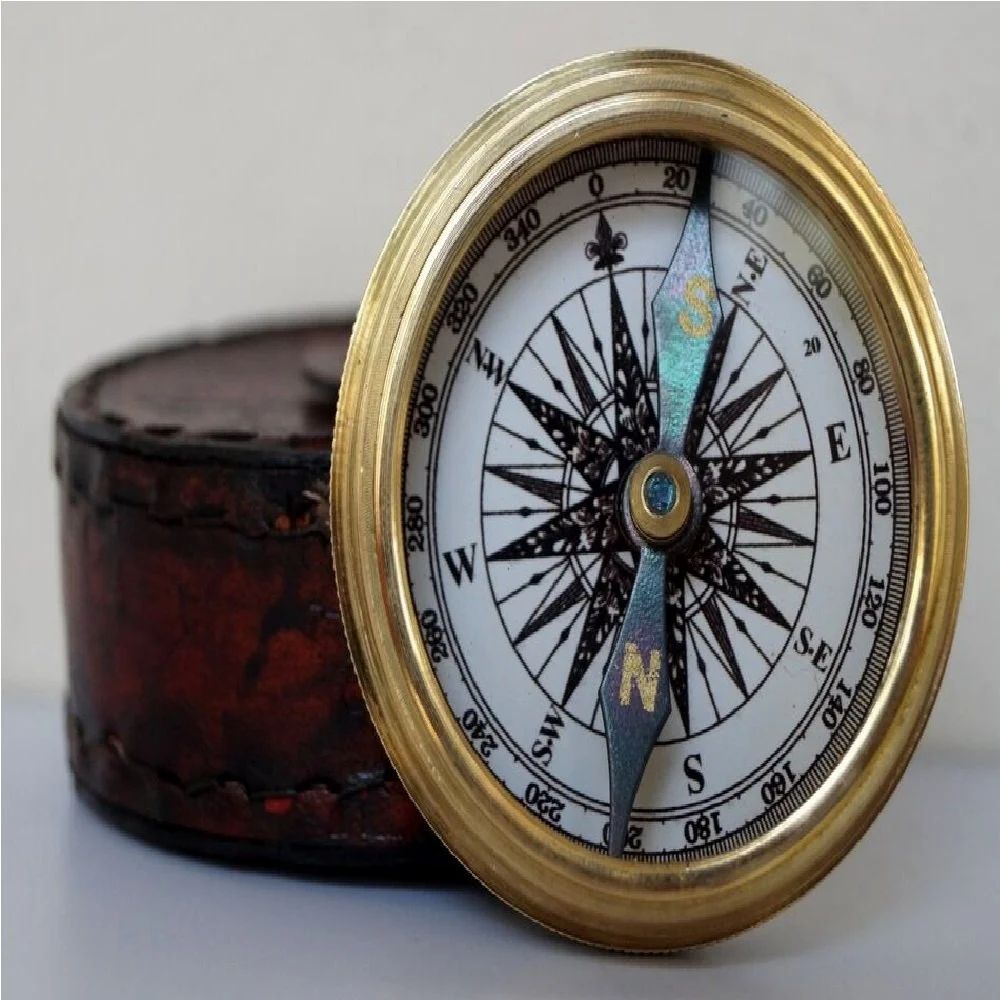 Antique Design With Beautiful Motivational Quote Engraved D