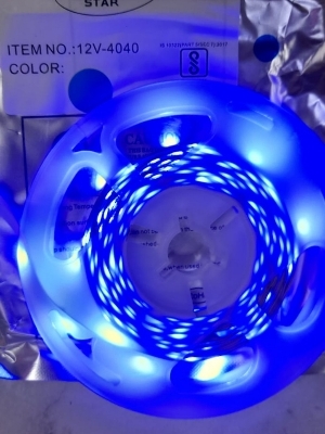 40 40 strip light blue