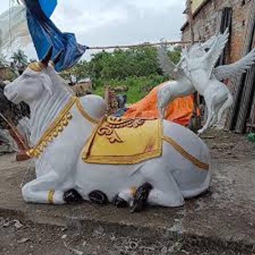 Nandi Statue