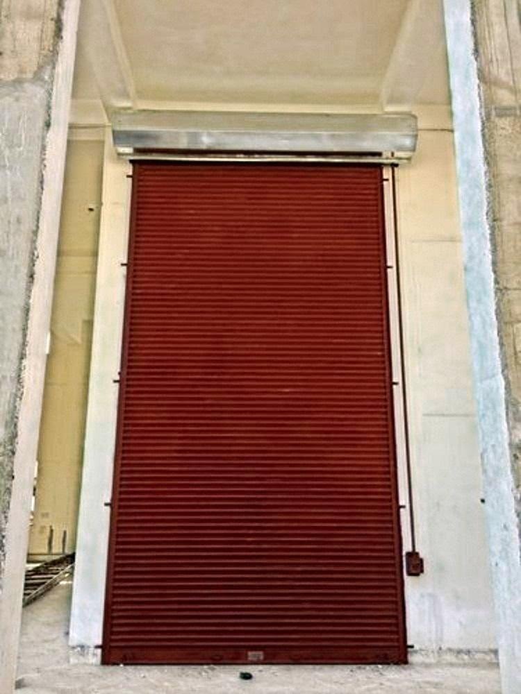 Gear Rolling Shutter - Color: Painted