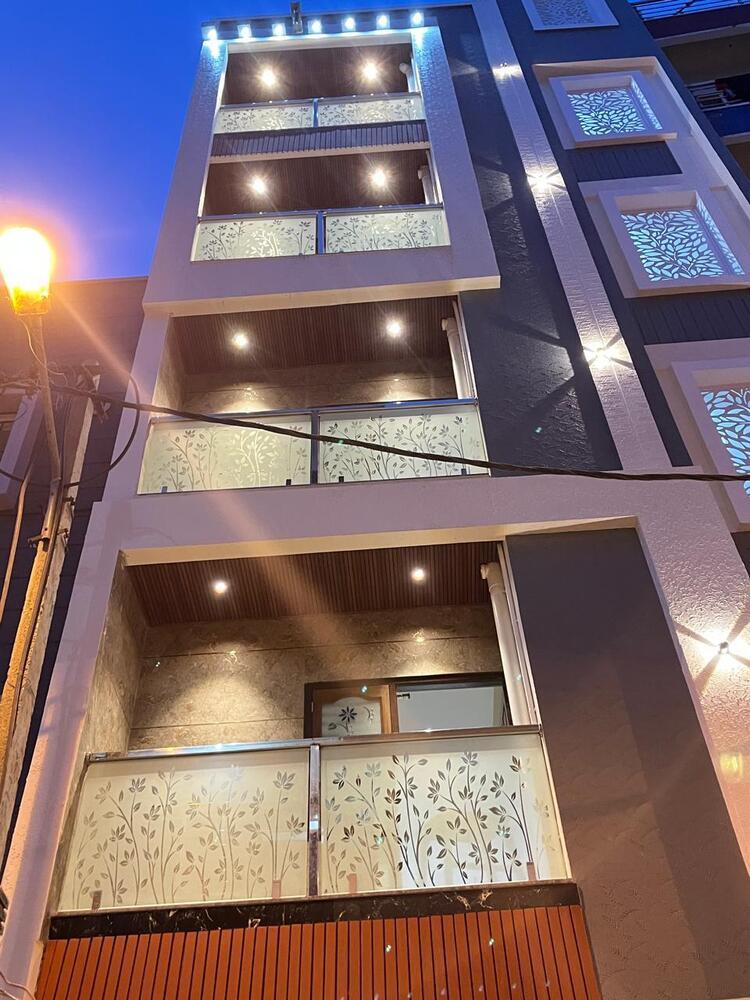 Painting Contract Service