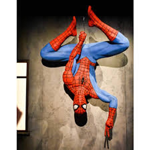 Spiderman Statue