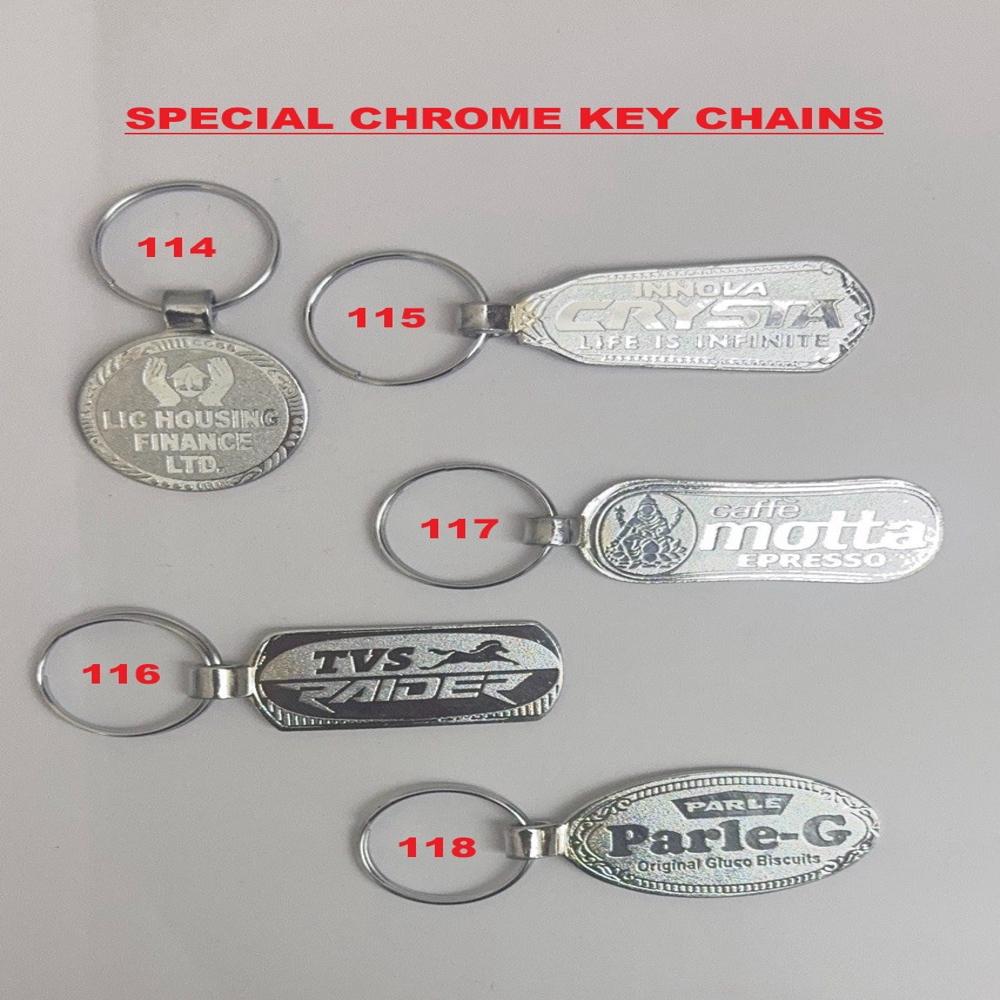SILVER METAL KEYCHAIN