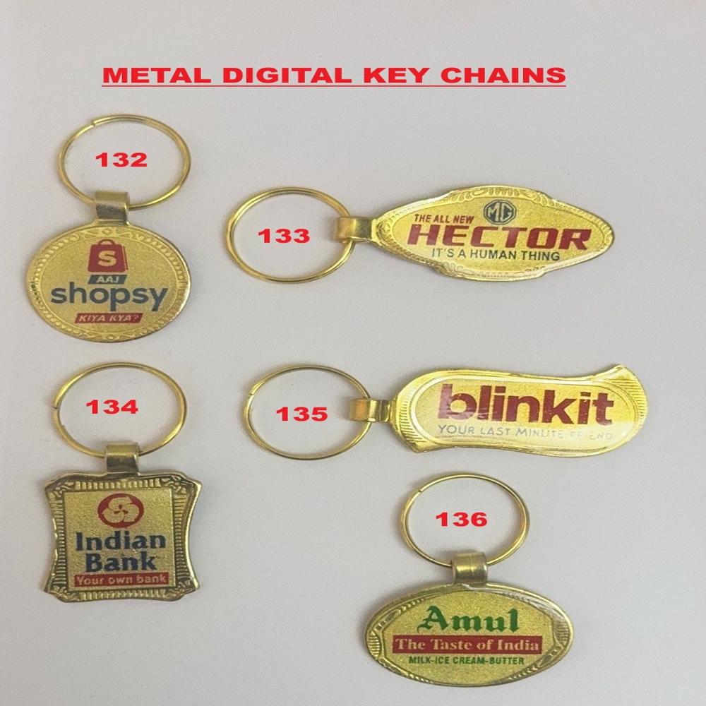 GOLDEN METAL KEYCHAIN