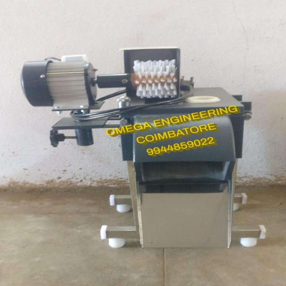 Banana Slicer Machine - Stainless Steel, 220-240v | Automatic, Eco Friendly, Industrial Use, 1 Year Warranty