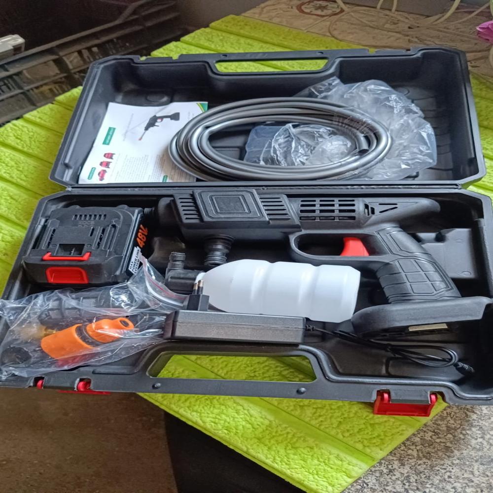 48V Portable Car Pressure Washer Kit with Rechargeable Battery