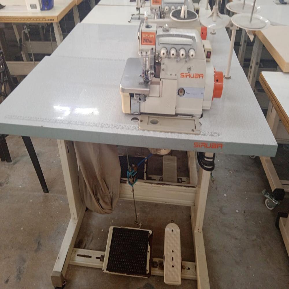 Siruba 747 Qe Overlock sewing amchine