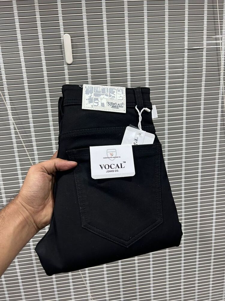 Vocal Premium Malai Black Round Pockets