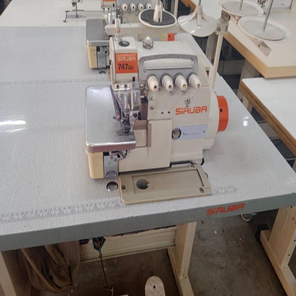 Siruba 747 Qe Overlock sewing amchine