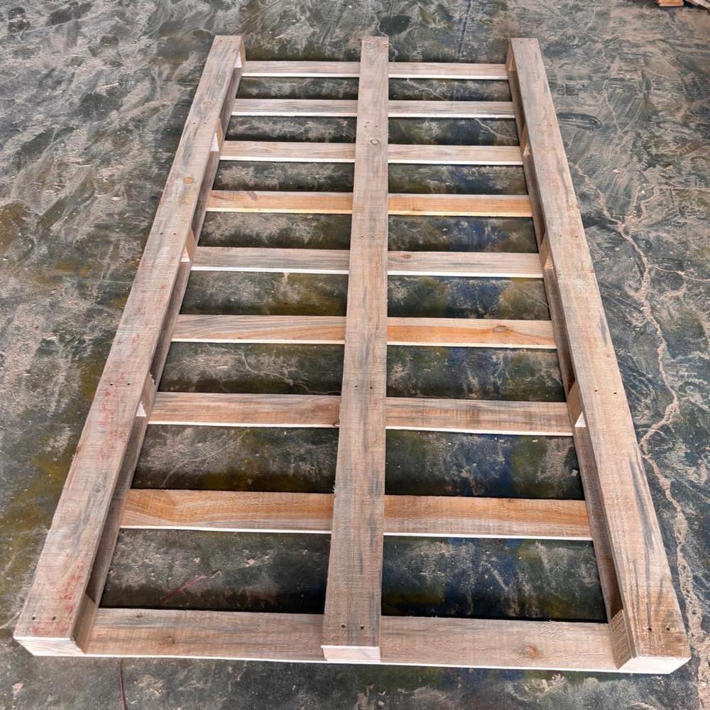 SOLAR PALLATE