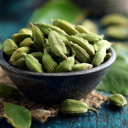 हरी इलायची - कार्बोहाइड्रेट: 40 G प्रति 100 G