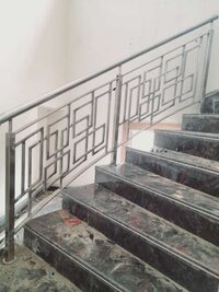 Round Pipe Railing - Finishing: Polished