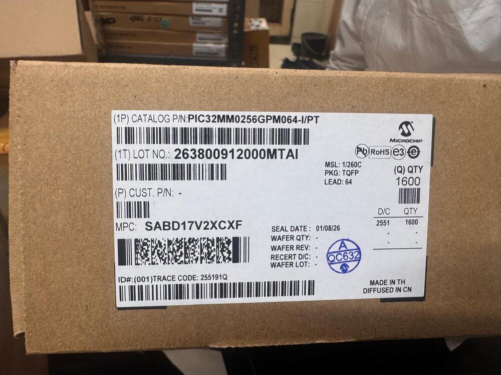 PIC32MM0256GPM-I/PT MICROCHIP