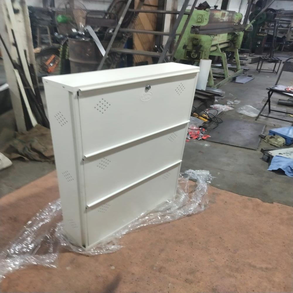 3 Drawer shoe rack