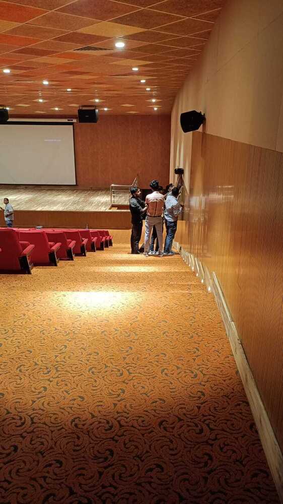 Auditorium Acoustic Service