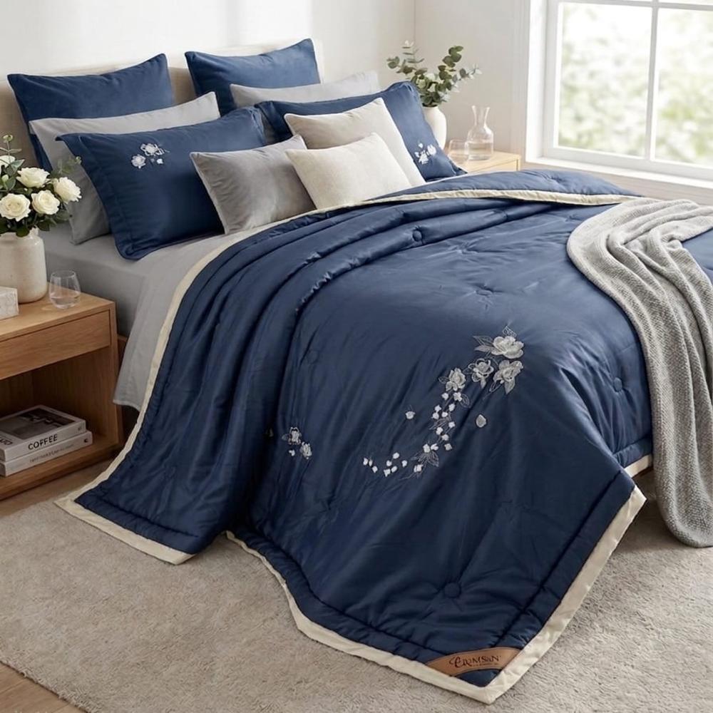 Belle Comforter Set