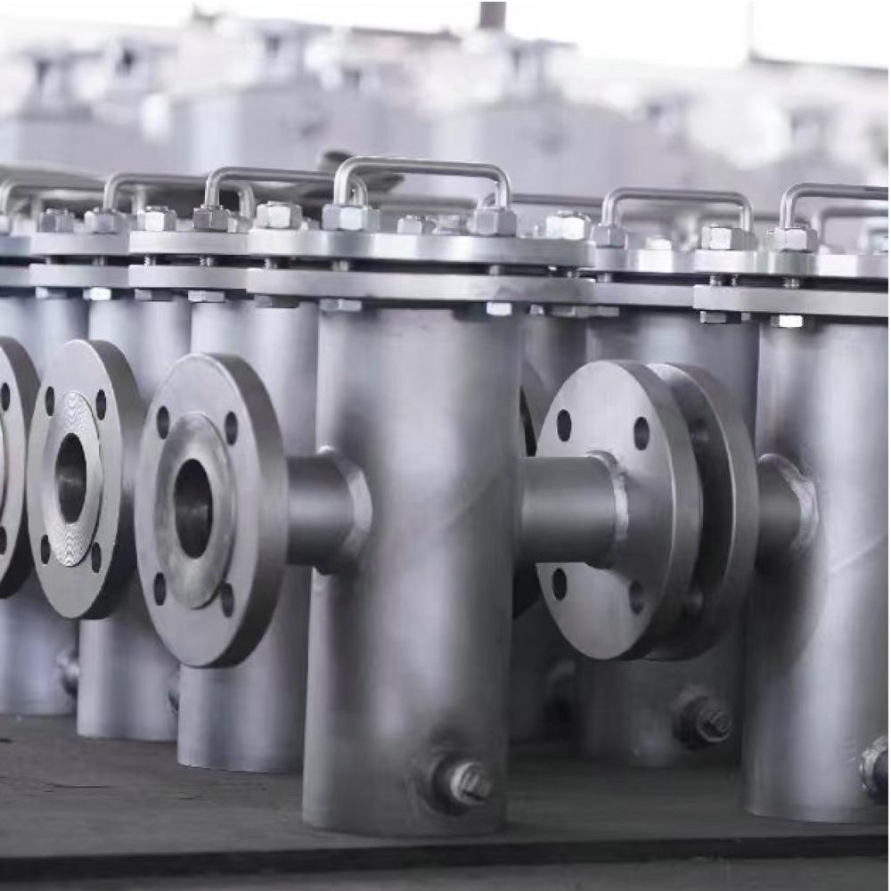 Industrial Pipeline Strainer,Basket-Type,304 Stainless Steel CF8,RF Flanged,ANSI/API Standard,Easy to Clean Filter for Food,Beverage and Pharmaceutical Industry